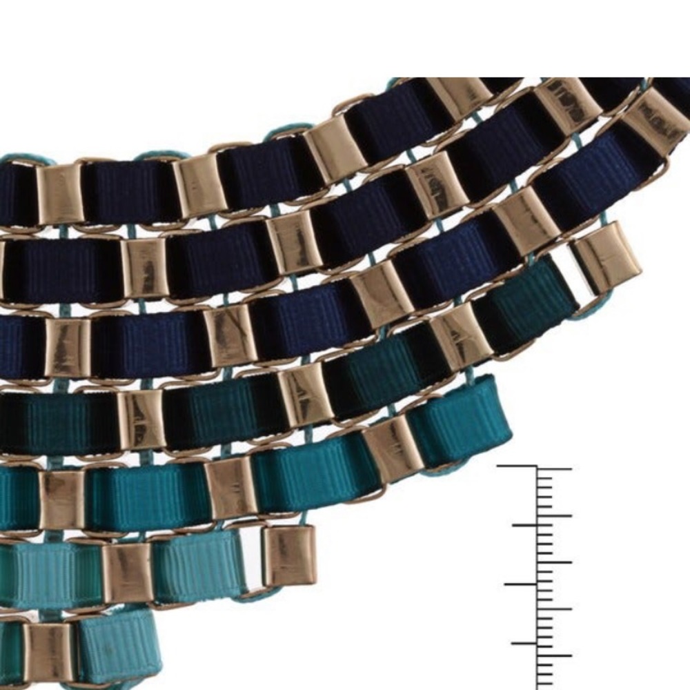 Statement necklace - Picture 3 of 8